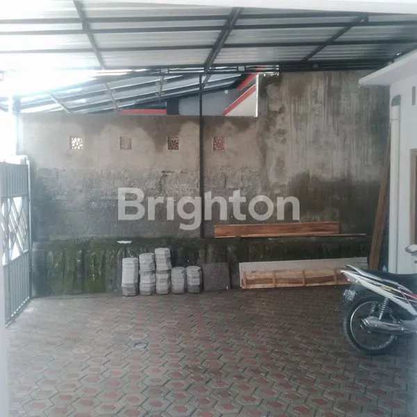 image RUMAH MINIMALIS DI GEDONGAN (3)