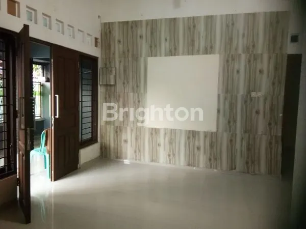 image RUMAH DEKAT UMS (3)