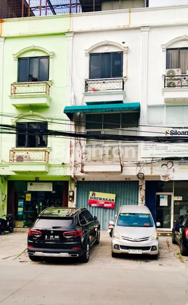 image RUKO 3 LANTAI JALAN RAYA TAMAN RATU JAKARTA BARAT (1)