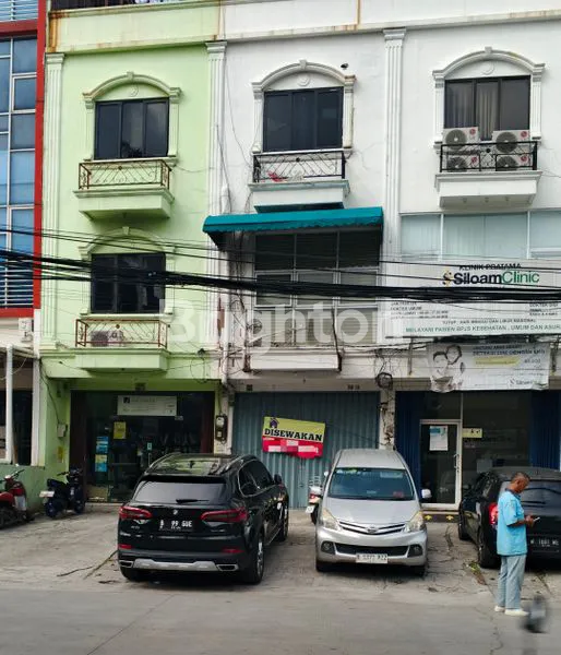 image RUKO 3 LANTAI JALAN RAYA TAMAN RATU JAKARTA BARAT (4)