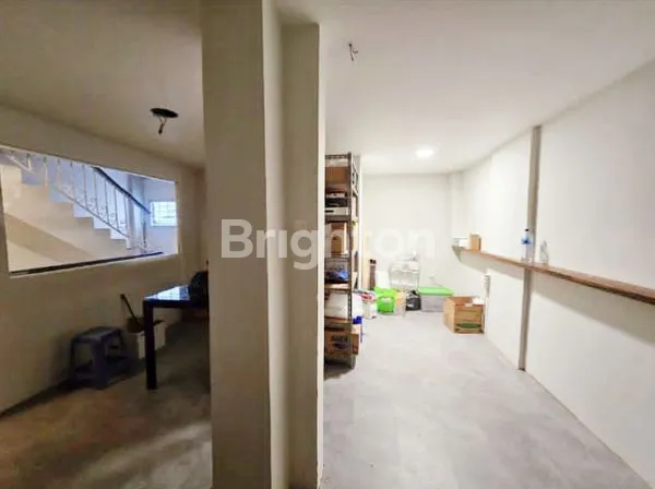 image RUKAN PINGGIR JALAN RAYA TAMAN RATU JAKARTA BARAT (2)