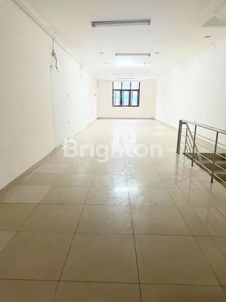 image RUKO +LIFT SIAP PAKAI JAKARTA BARAT (3)