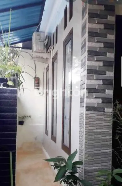 image RUMAH LANTAI 2 LUASAN KECIL MINIMALIS DENPASAR (5)