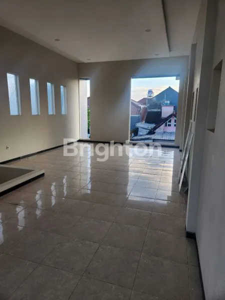 image DISEWAKAN RUMAH 2 LANTAI DI ARJOSARI (6)