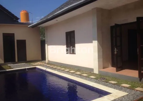 image RUMAH STYLE VILLA STRATEGIS DI SUNSET ROAD KUTA!  DEKAT WISATA, MALL & RS • SHM • KOLAM RENANG • HARGA NEGO!   (2)