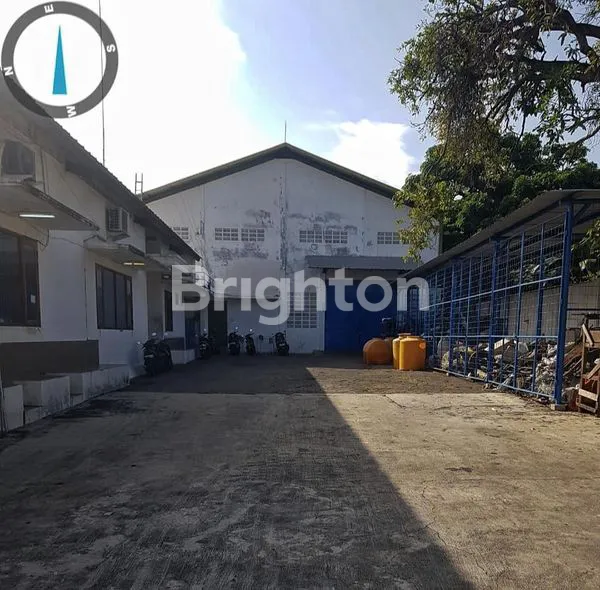 image GUDANG DAN KANTOR SIAP PAKE DI JALAN SUYOSO , PROBOLINGGO  (6)