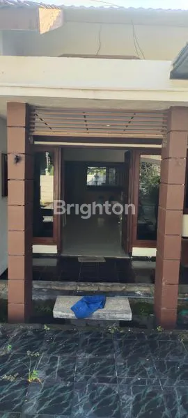 image DIJUAL RUMAH BESAR DI JAJAR TUNGGAL  UTARA DEKAT MAYJEN SUNGKONO SURABAYA (2)