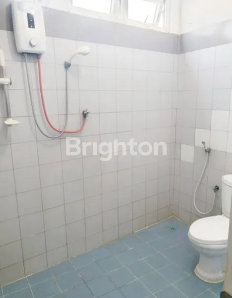 image RUMAH KOST GROGOL 31 KAMAR, SELALU FULL KRN SGT STRATEGIS UTK MAHASISWA DAN KARYAWAN, TEPAT DI TENGAH2 ANTARA, UNTAR DAN TRISAKTI (JALAN KAKI 5MENIT) (4)