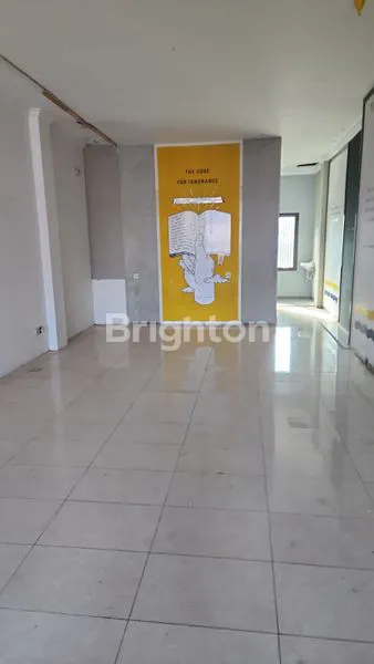 image DISEWAKAN RUKO 2 LANTAI DEKAT UGM DAN RESTORAN INTERNASIONAL JL KALIURANG MANGGUNG CATURTUNGGAL DEPOK SLEMAN YOGYAKARTA (2)