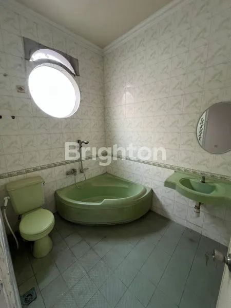 image JUAL/SEWA RUMAH MEWAH DI PUCANG ADI (2)