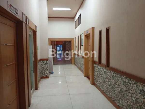 image RUANGAN KANTOR (4)