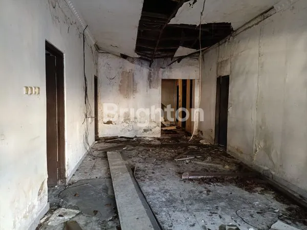 image RUMAH TUA DI KEMANGGISAN - HARGA TANAH SAJA! (2)