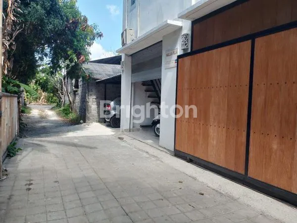 image JUAL VILLA KEREN 8BR TUBAN KELAN FULL FURNISHED INCLUDING SWIMMING POOL (1)