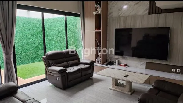 image RUMAH MEWAH FULL FURNISHED DI GREEN GARDEN RESIDENCE, JAKARTA BARAT (1)