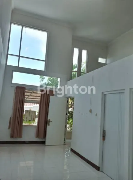 image RUMAH CANTIK MINIMALIS SIAP HUNI DI BUKIT WAHID SEMARANG (2)