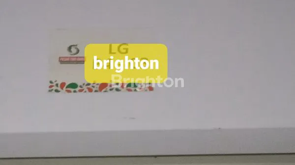 image DIJUAL 3 STAND TERPISAH PASAR TURI BARU SURABAYA (1)