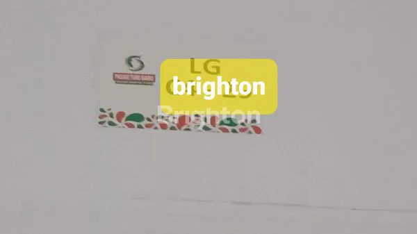 image DIJUAL 3 STAND TERPISAH PASAR TURI BARU SURABAYA (2)