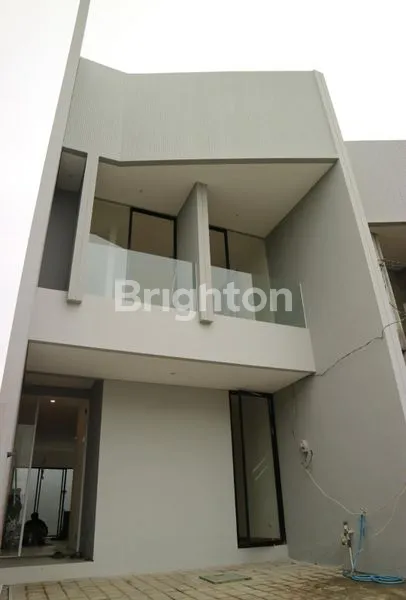 image DIAN ISTANA 2M AN. 2 LANTAI MODERN INDUSTRIAL COMPACT (1)