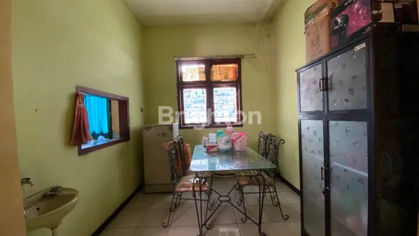 image RUMAH LOKASI STRATEGIS BISA DI BUAT USAHA (5)