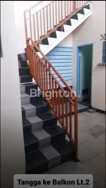 image RUMAH BESAR 2 LANTAI  (5)