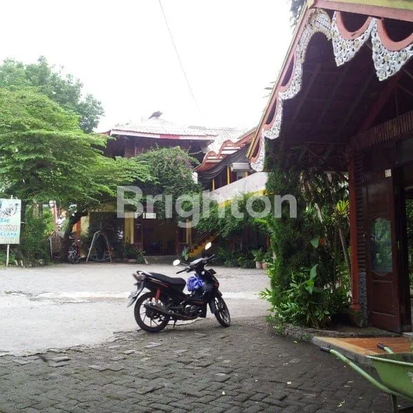 Dijual Rumah Makan dekat Taman Safari Pasuruan