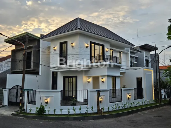 image RUMAH RUNGKUT ASRI MODERN STYLE, BANGUNAN SIAP HUNI, TINGGAL BAWA KOPER, LOKASI STRATEGIS DEKAT PUSAT PERBELANJAAN DAN PERKANTORAN (1)
