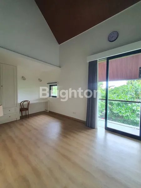 image KOMPLEKS VILLA DI RENON DEKAT KE PANTAI SANUR (3)