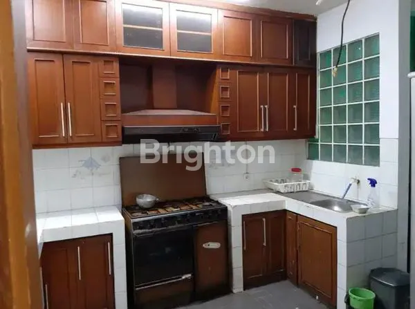 image RUMAH 2 LANTAI INTERCON (8)