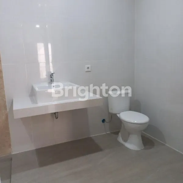 image RUKO SHM 5 LANTAI BARU RENOV TAMAN KEBON JERUK INTERCON SRENGSENG KEMBANGAN JAKARTA BARAT (8)