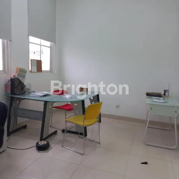 image RUKO SHM 5 LANTAI BARU RENOV TAMAN KEBON JERUK INTERCON SRENGSENG KEMBANGAN JAKARTA BARAT (3)