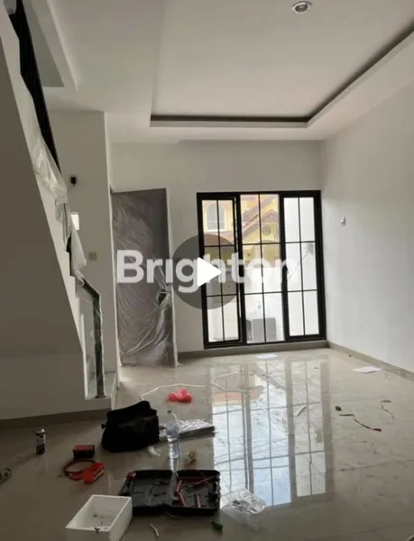 image RUMAH DEKAT DHARMAHUSADA DEKAT KAMPUS UNAIR DAN PUSAT KOTA (3)