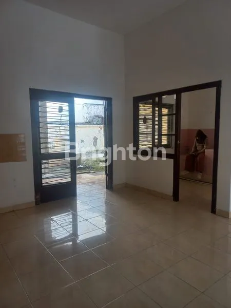image RUMAH LAMA NGAGEL SURABAYA (3)