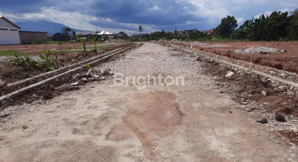 image TANAH KAVLING SIAP BANGUN RUMAH DI BOUGENVILLE KAVLING (LT. 164 M2), WAY KANDIS, BANDAR LAMPUNG (2)