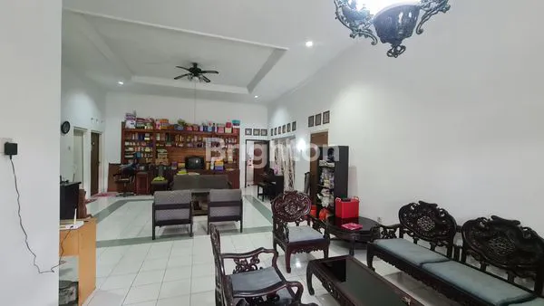 image RUMAH MEWAH 6KT DI PURWOSARI SOLO, LOKASI PREMIUM PUSAT KOTA (3)