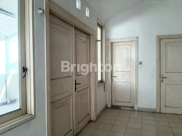 image HUNIAN STRATEGIS 2 LANTAI DEKAT STASIUN DEPOK LAMA (5)