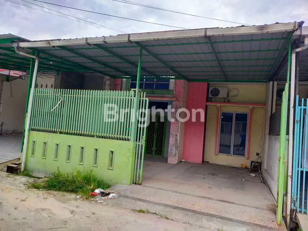 image DIJUAL CEPAT RUMAH DITENGAH KOTA  (2)