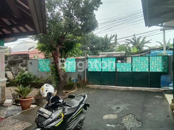 image RUMAH ASRI DI LOKASI STRATEGIS KOTA DEPOK (4)