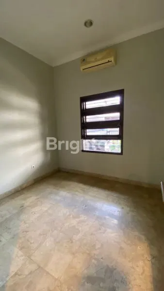 image DI JUAL RUMAH. PERUMAHAN SINGGASANA PARADANA, JALAN LINGGA DEWATA  (6)