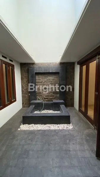 image DI JUAL RUMAH. PERUMAHAN SINGGASANA PARADANA, JALAN LINGGA DEWATA  (3)