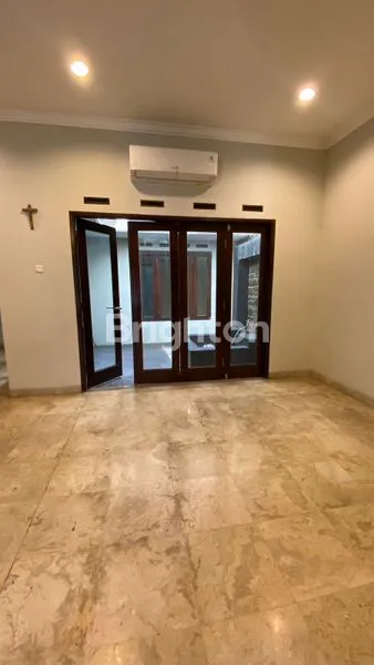 image DI JUAL RUMAH. PERUMAHAN SINGGASANA PARADANA, JALAN LINGGA DEWATA  (5)