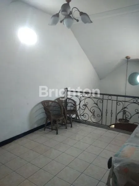 image RUMAH 2 LANTAI NOL JALAN RAYA MENUJU SURAMADU, STRATEGIS SELANGKAH KE KENJERAN DEKAT KAPAS KRAMPUNG MERR (3)