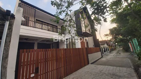 image RUMAH MEWAH 2 LANTAI VIEW MERAPI, FULL FURNISH DI KALASAN (2)