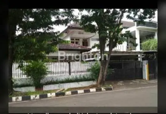 image RUMAH DI HOOK KAWASAN MIMOSA BUNCIT  HUNIAN STRATEGIS DI JAKSEL TURUN HARGA (8)