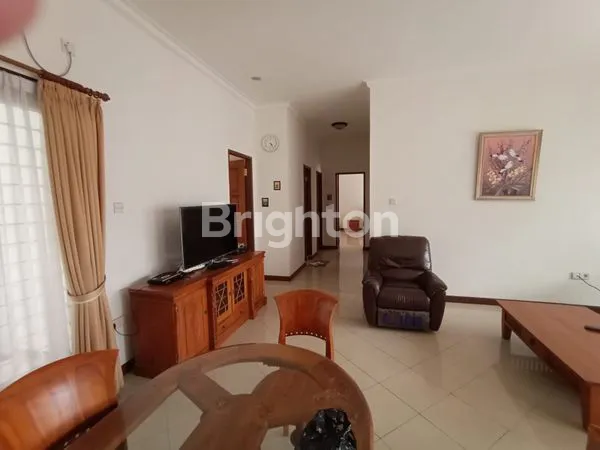 image RUMAH MEWAH SIAP HUNI DI PUPUK UTARA V, LT 400M² (7)