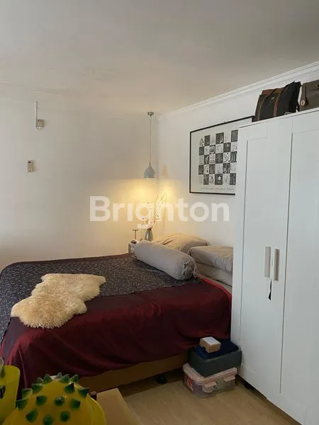 image "INVESTASI CERDAS DI CINERE! RUMAH SIAP DEKAT KE 2 STASIUN MRT DI JAKSEL HUNI 3+1 KT, AKSES MUDAH KE TOL DESARI" (5)