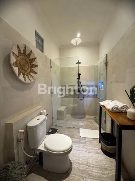 image KITSUNE VILLA BATU BOLONG CANGGU (8)