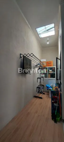 image RUMAH POJOK CANTIK MODERN (8)