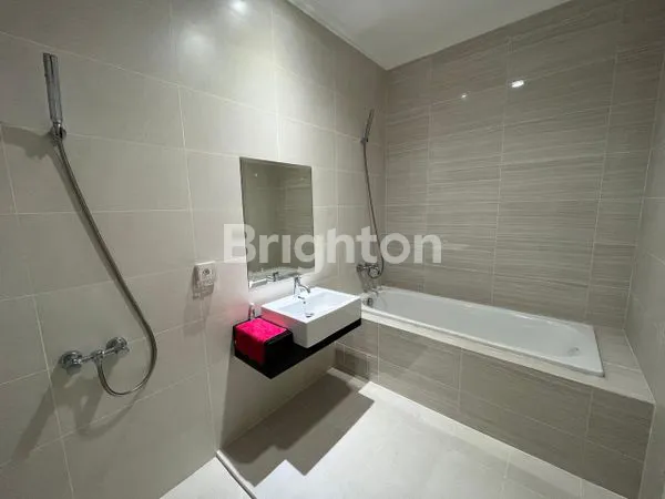 image RUMAH MEWAH CLUSTER FLAMINGO THE SPRINGS SIAP HUNI (4)