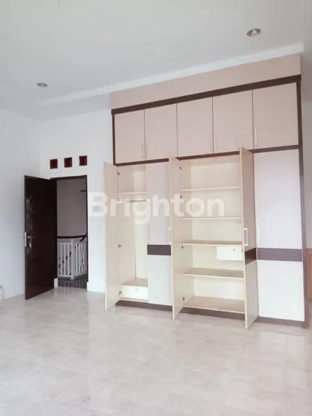 image RUMAH LANTAI 3 TASBIH (4)