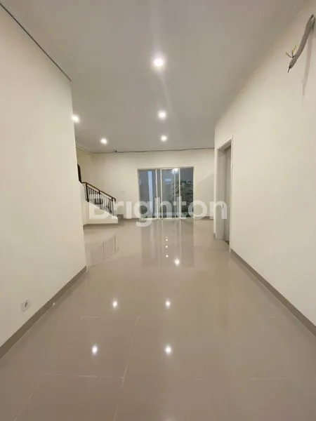 image RUMAH BRAND NEW GADING SERPONG CLUSTER FLAMINGO THE SPRINGS (4)